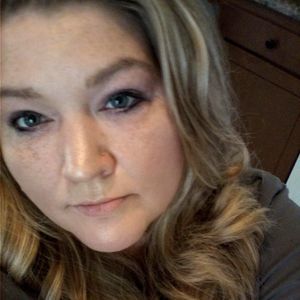 Meet your Posher, Tonya